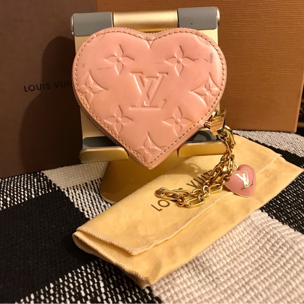 ☺️ SOLD 👏🏻 Louis Vuitton Wristlet - Picture 2 of 6